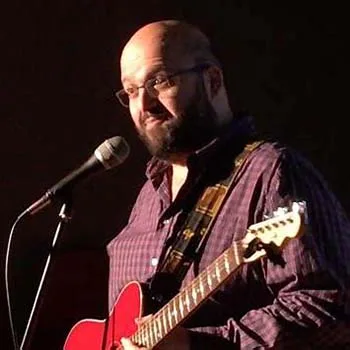 Ashley Frieze - Comedy Cow - Apr 25