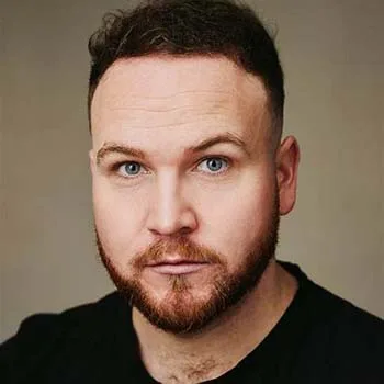 Ashley Frieze - Comedy Cow - Apr 25