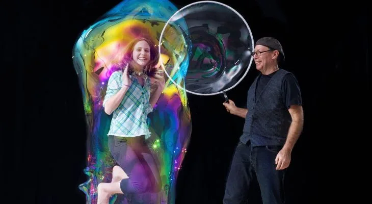 The Amazing Bubble Man - The Stables Theatre - Apr 25